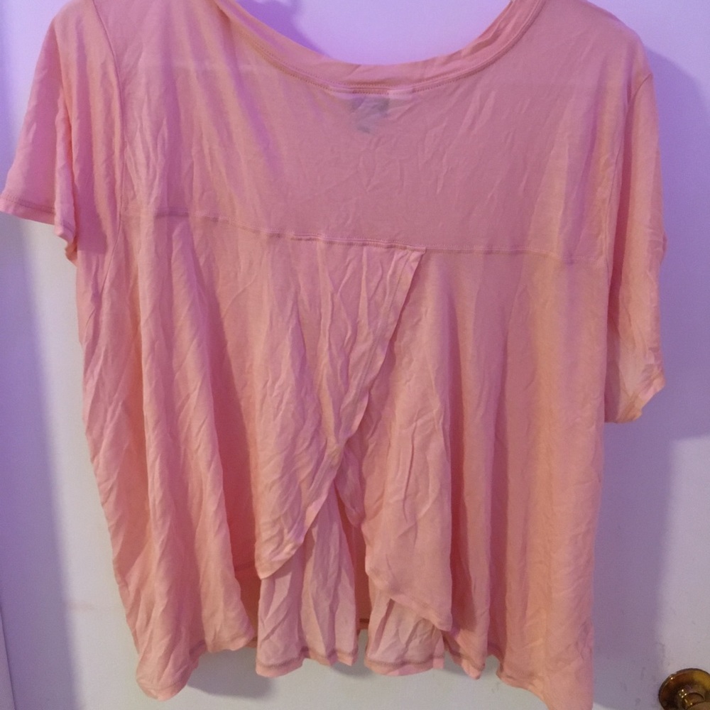 Opened Back Athletic Shirt